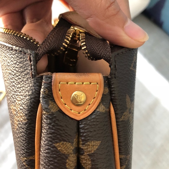 Authentic Louis Vuitton Eva Clutch - Picture 8 of 8